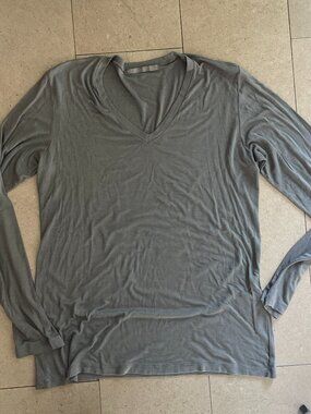 Transit Par Such Charcoal Gray Woman's V-neck Soft Long Sleeve Jersey-Large/XL.